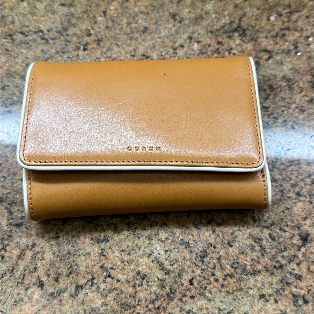 Coach Tri Fold Wallet Tan